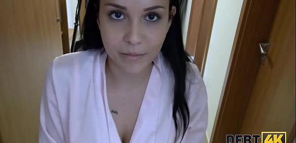  DEBT4k. Thoughtless chick avoids problems practicing sex with the landlord